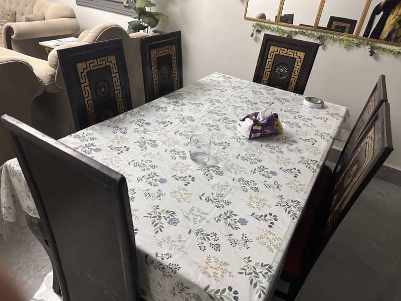 Dinning Table 0