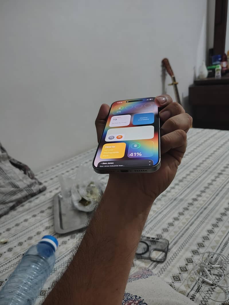 Apple iPhone 16 Pro Max 5