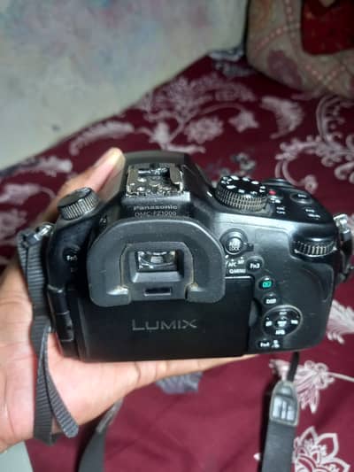 Lumix fz 1000