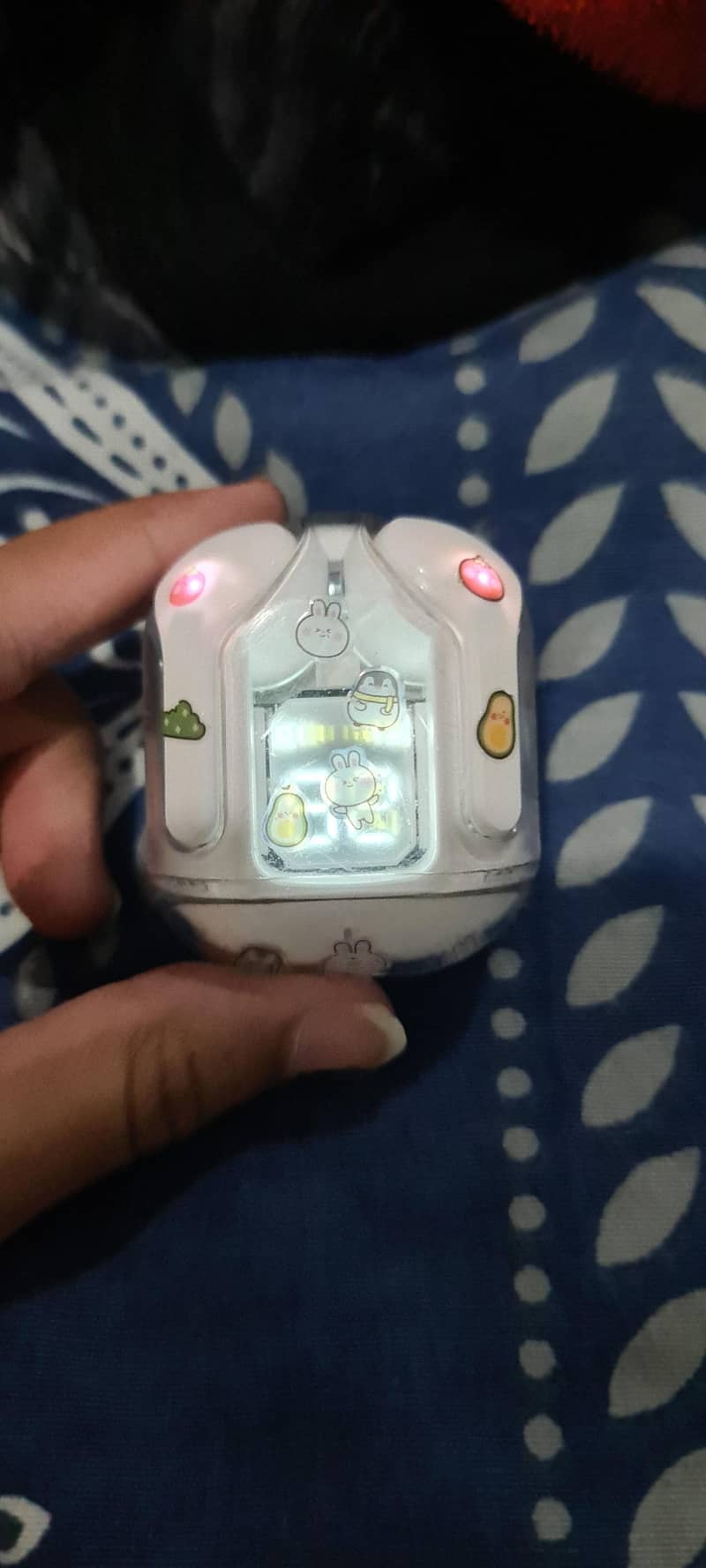 wireless earbuds 0