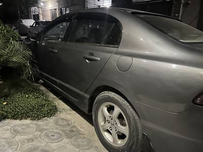 Honda Civic Oriel 2009