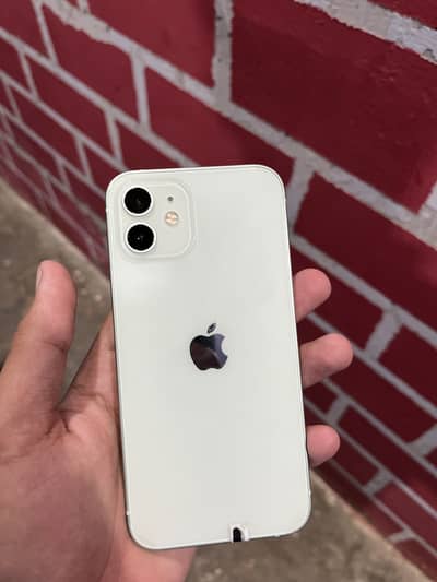 Apple iPhone 12