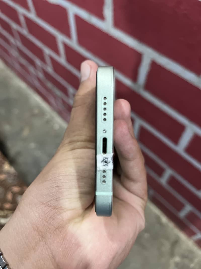 Apple iPhone 12 5