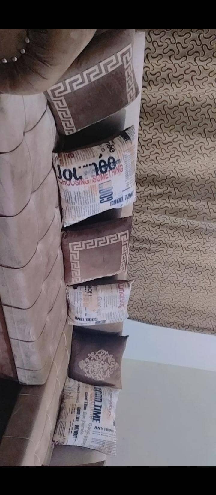 L shape sofa, almost new 5