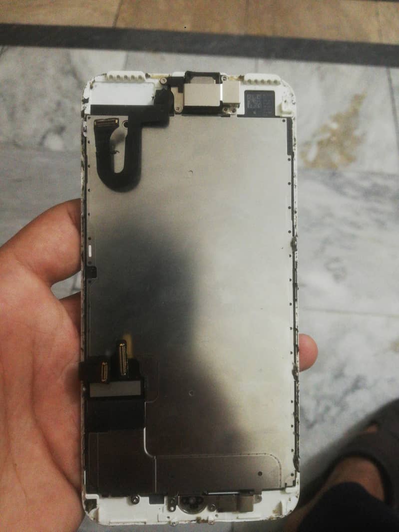 Apple iPhone 7 Plus 0