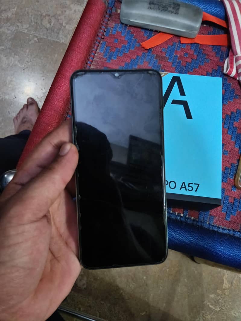 OPPO A57 1
