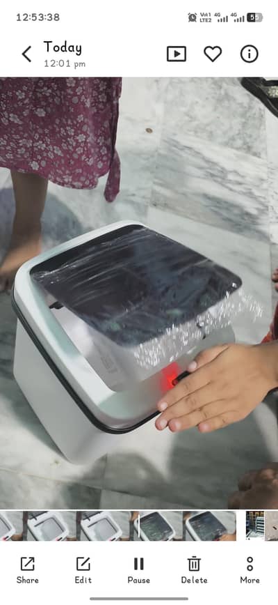 Automatic dustbin