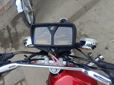 Honda 125 gold edition