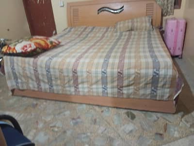 King Size Bed for Sale