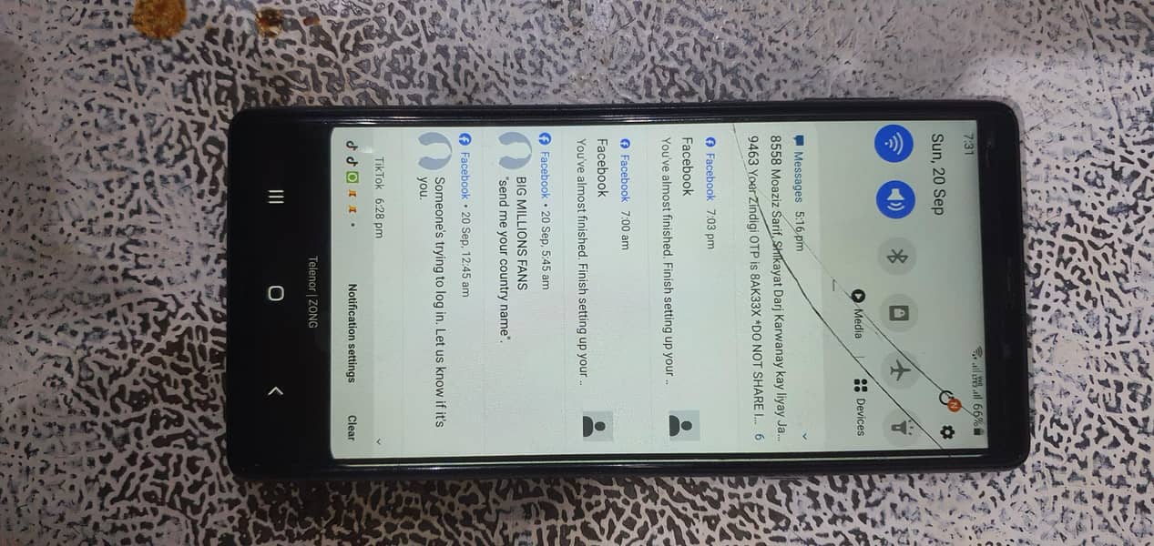 Samsung Mobile Note 9 5