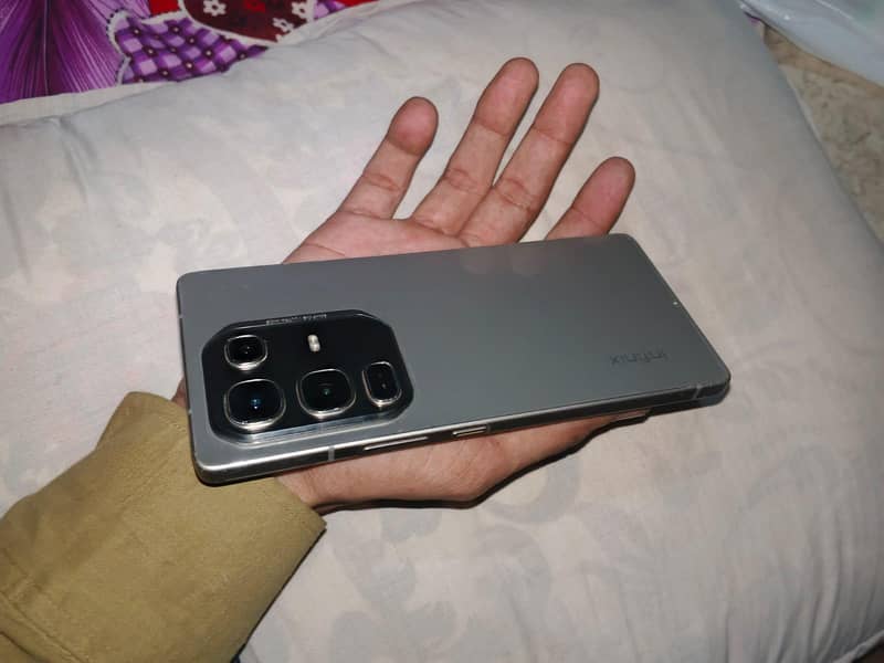 Infinix Note 50 Pro 4