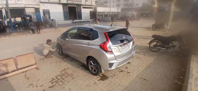 Honda fit gp5 2014 reg 2016
