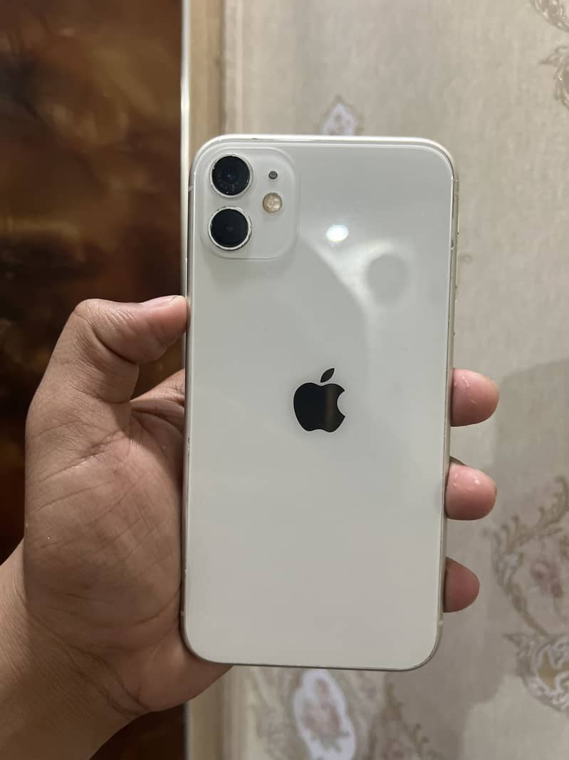 Apple iPhone 11 8
