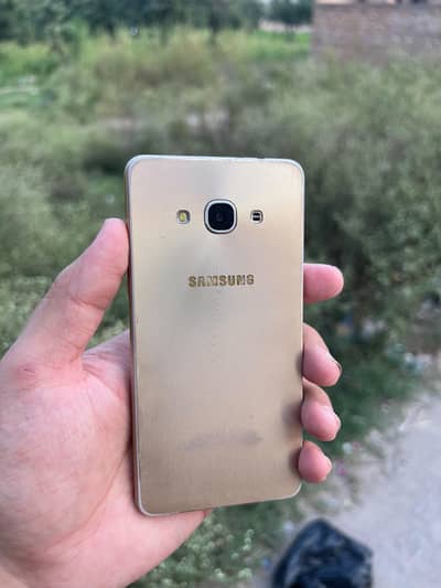 Samsung J3 Pro