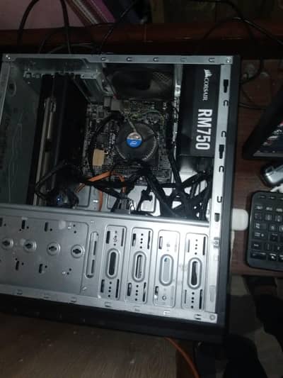 gaming pc for sale rx5700 xt core i3 7th gen
