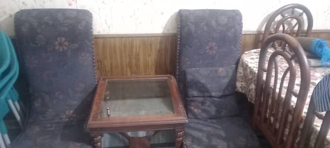Chair set with table
