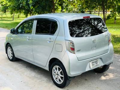 Daihatsu Mira 2013