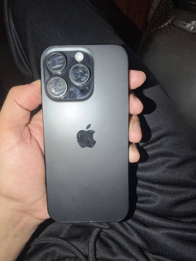 Apple iPhone 16 Pro
