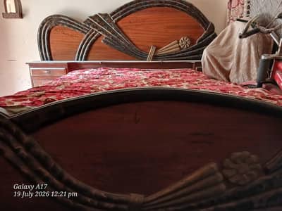 1 double bed for sale