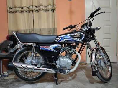 Honda CG125 model 2025