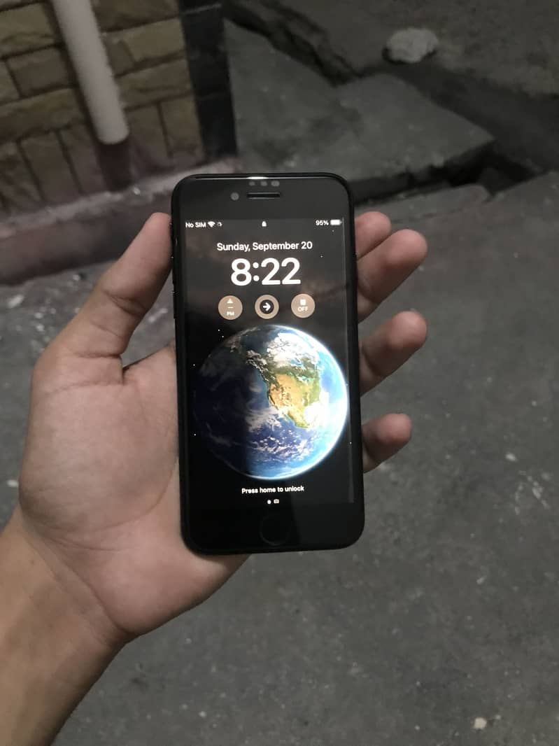 Apple iPhone SE 0