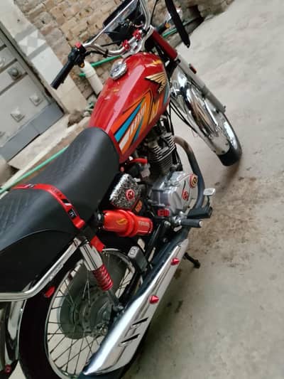Cg 125 urgent for sale with double saamaan