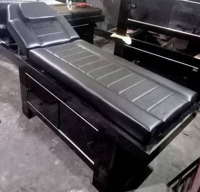 Barber chair/Cutting chair/ Shampoo unit/Trolly/Saloon Furniture.