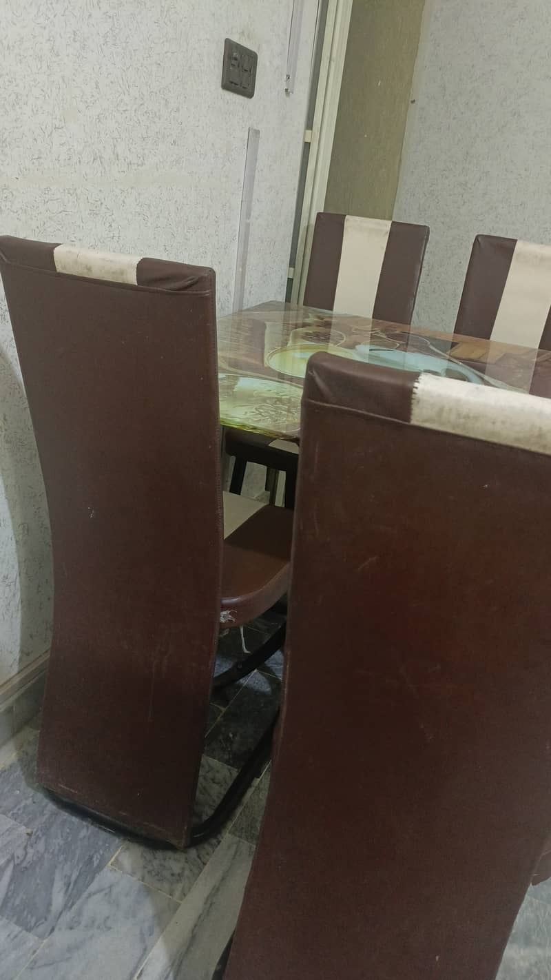4 chairs dining table 2