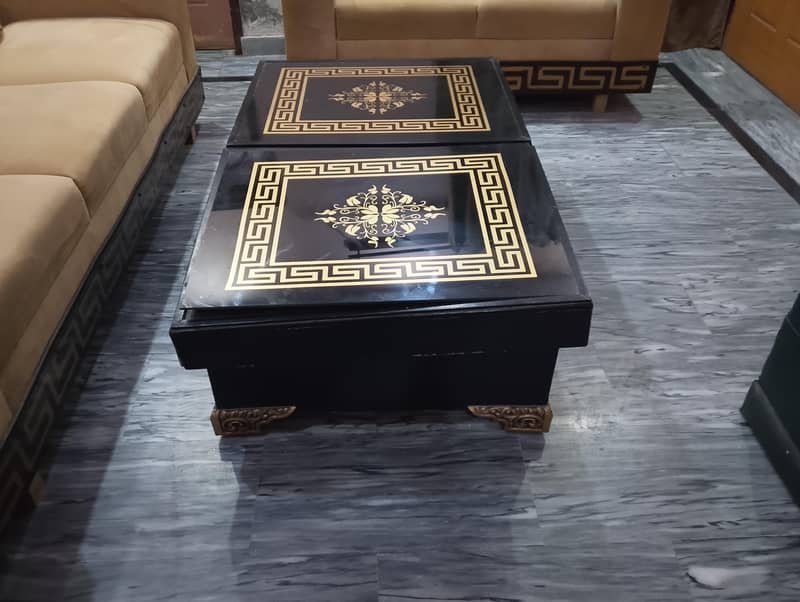 Foldable Center Table 1