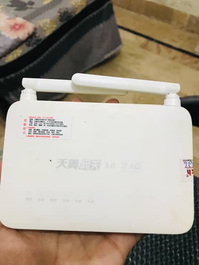 HUAWEI FIBER ROUTER 2.4G FOR SELL