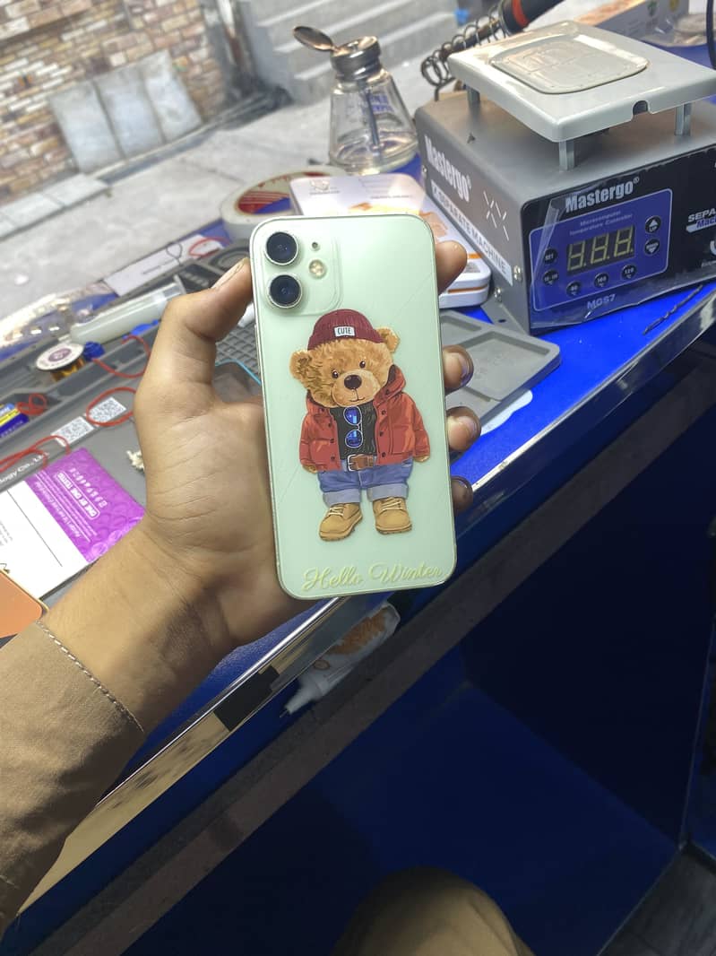 Apple iPhone 12 mini 3