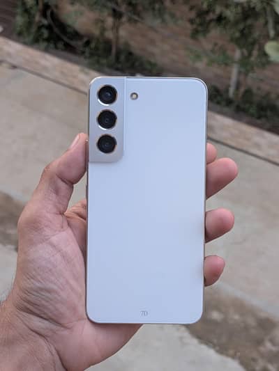 Samsung Mobile S22