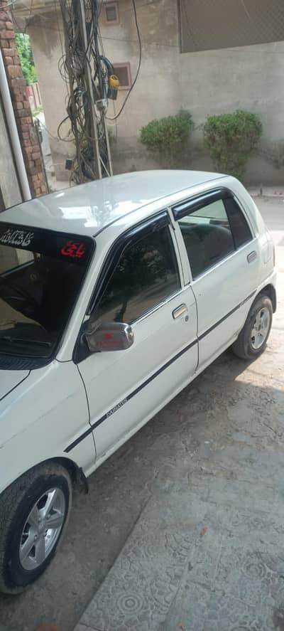 Daihatsu Cuore 2003