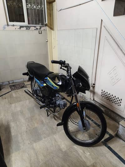 HONDA CD 70 DREAM PAISO KI NEED HA