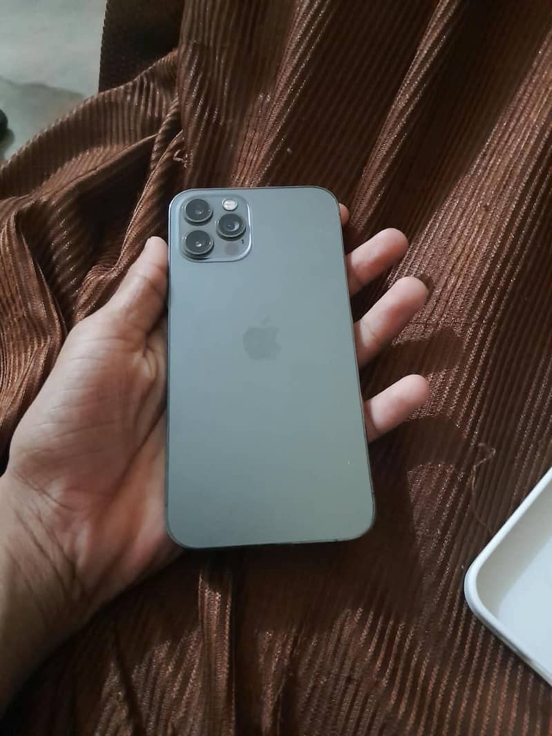 Apple iPhone 12 Pro 0