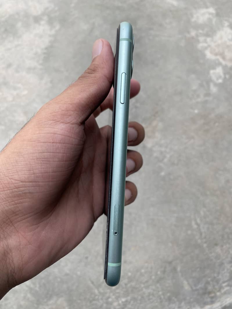 Apple iPhone 11 1