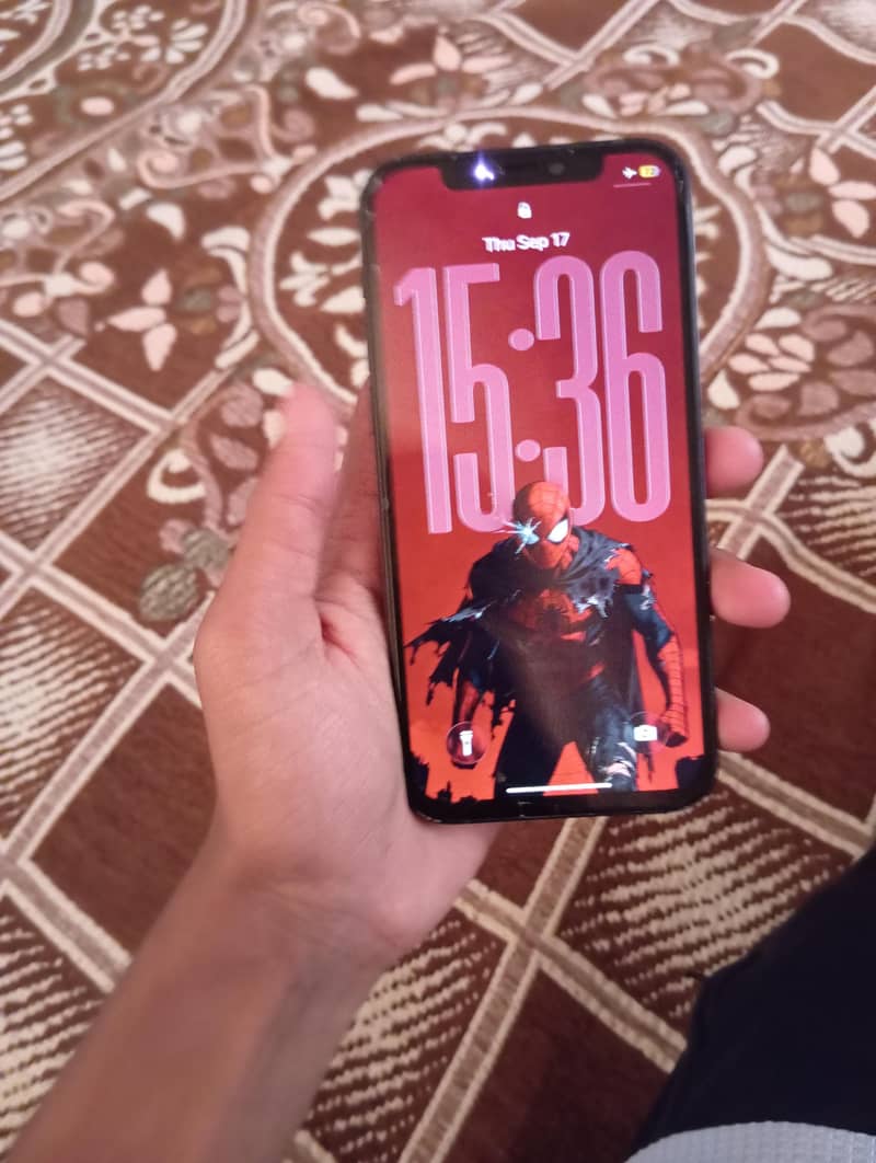 Apple iPhone 12 2