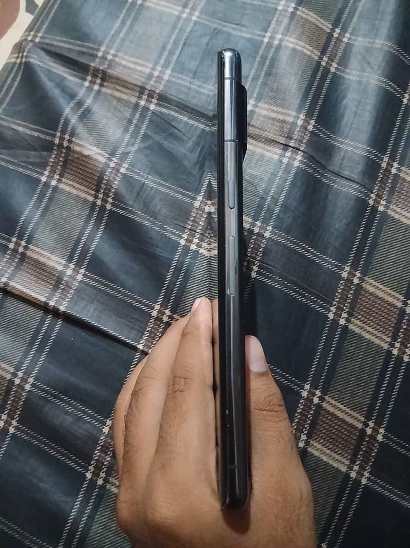 Google Pixel 7 Pro 2