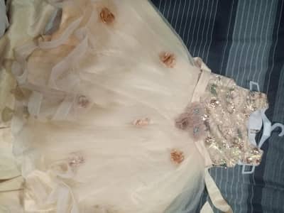 stylish womens frock medium size worn once