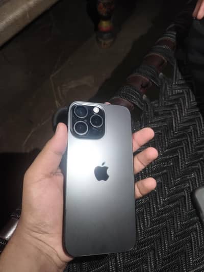 Apple iPhone 16 Pro Max