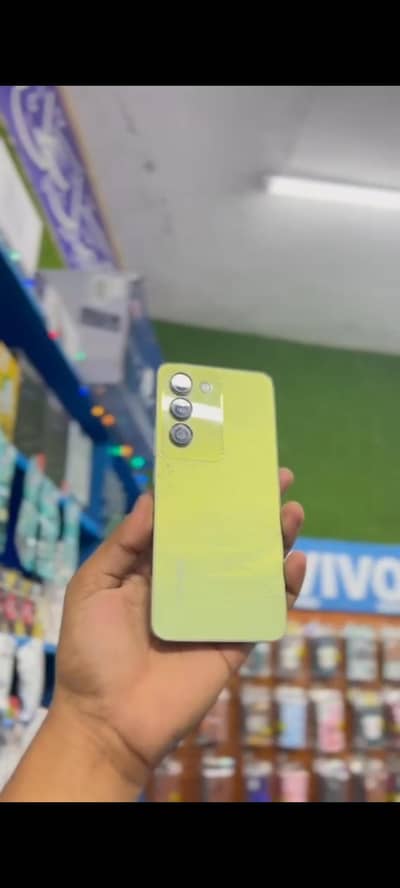 vivo y100