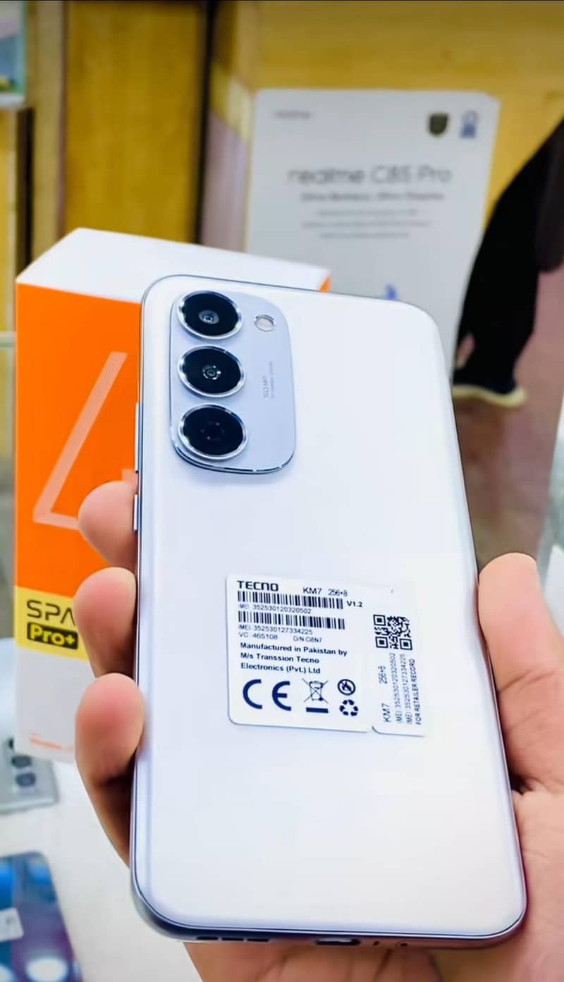 Tecno Spark 40 pro plus 5