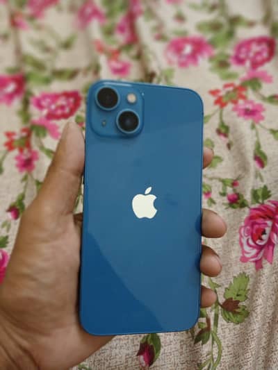 Apple iPhone 13