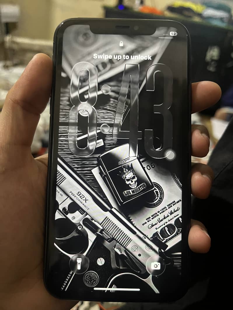 Apple iPhone 11 0
