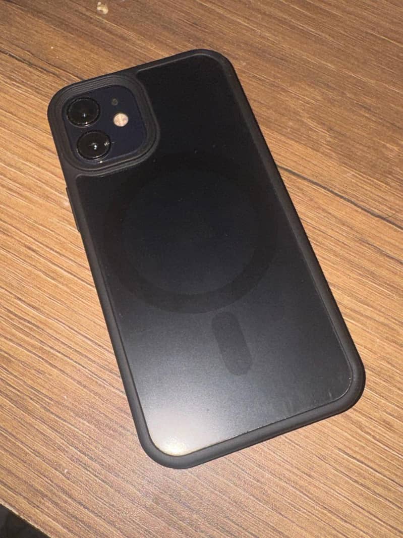 Apple iPhone 12 mini 6