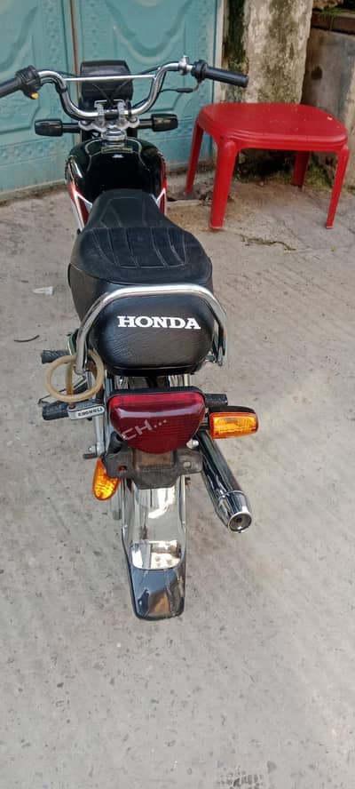 Honda cD 70