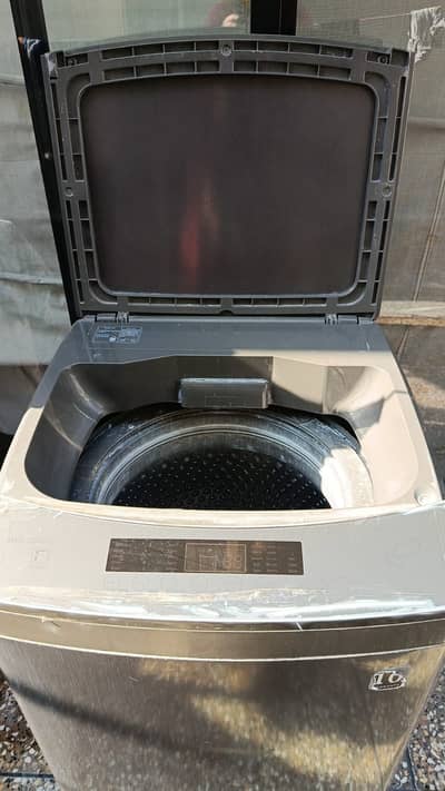 Signature Automatic 11kg Washing Machine
