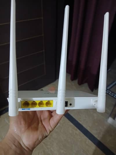 Tenda wifi device