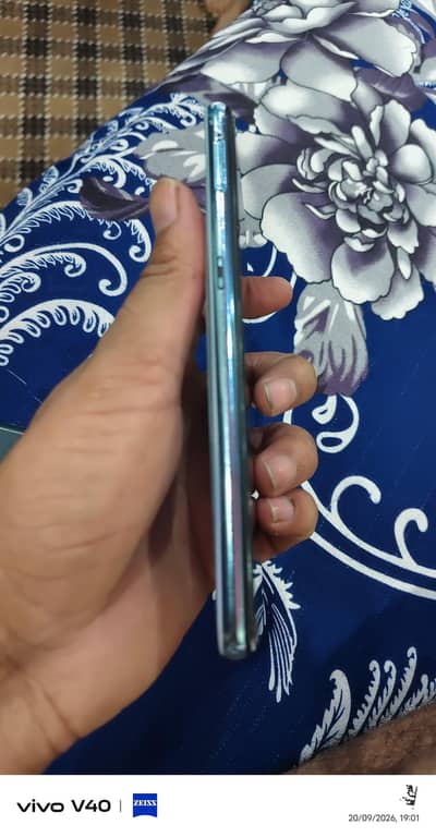 Vivo S1