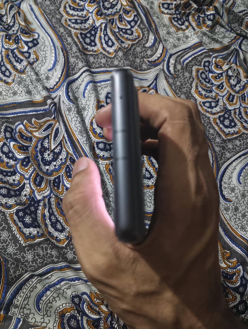 Google Pixel 7a 3